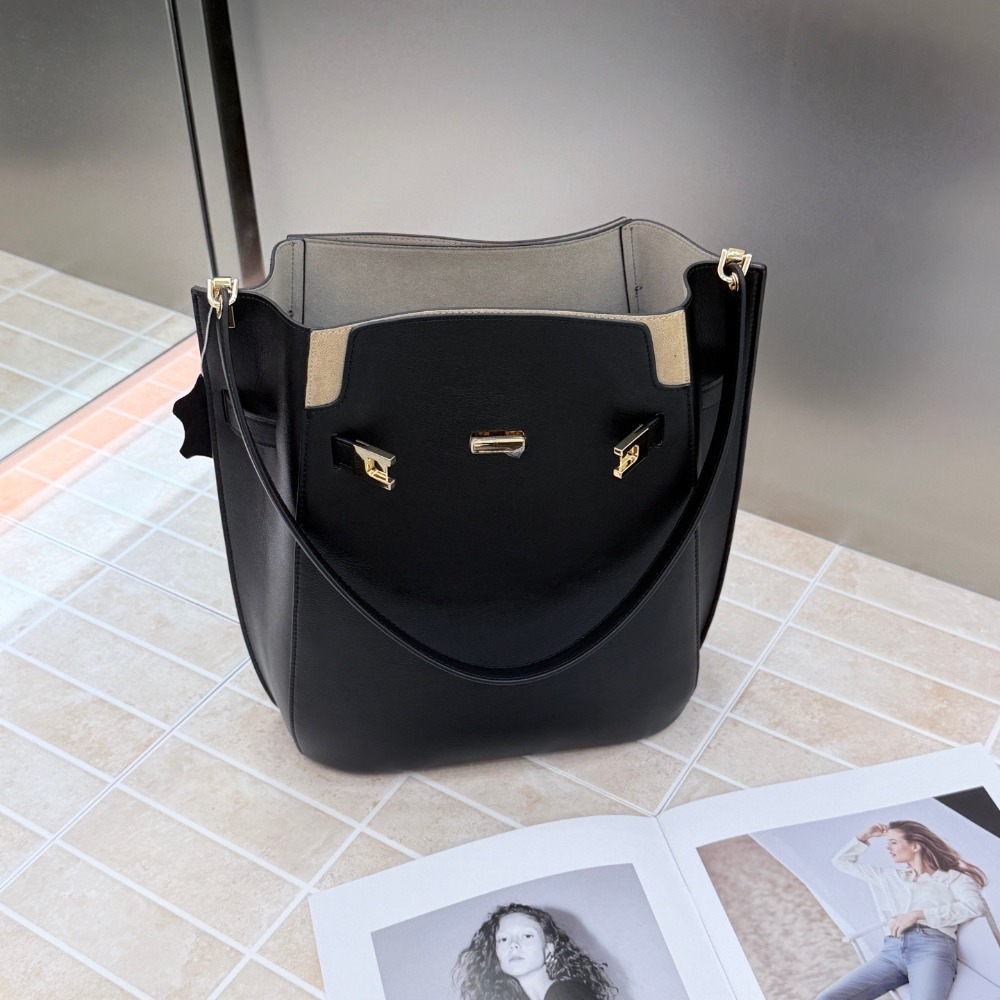 新作バケットバッグ オールドマネー風 大容量トートバッグ ユ - Luxury Bags Tote のレビューと価格